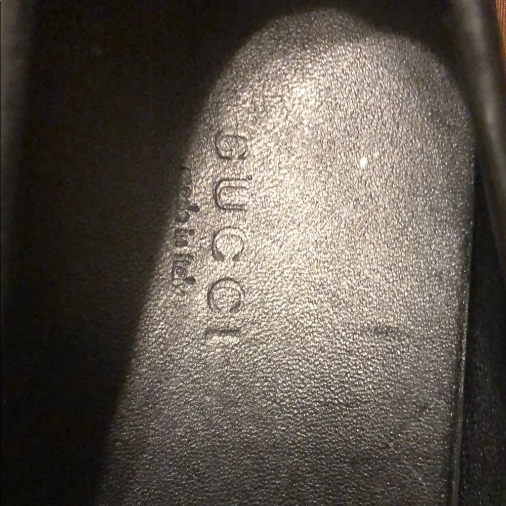 Authentic Gucci Black Loafers with metal hardware 36 - Picture 4 of 9